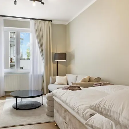 The Shine - Premium Studio-hbf-messe-buergerweide-citygate-oevb Arena Apartment